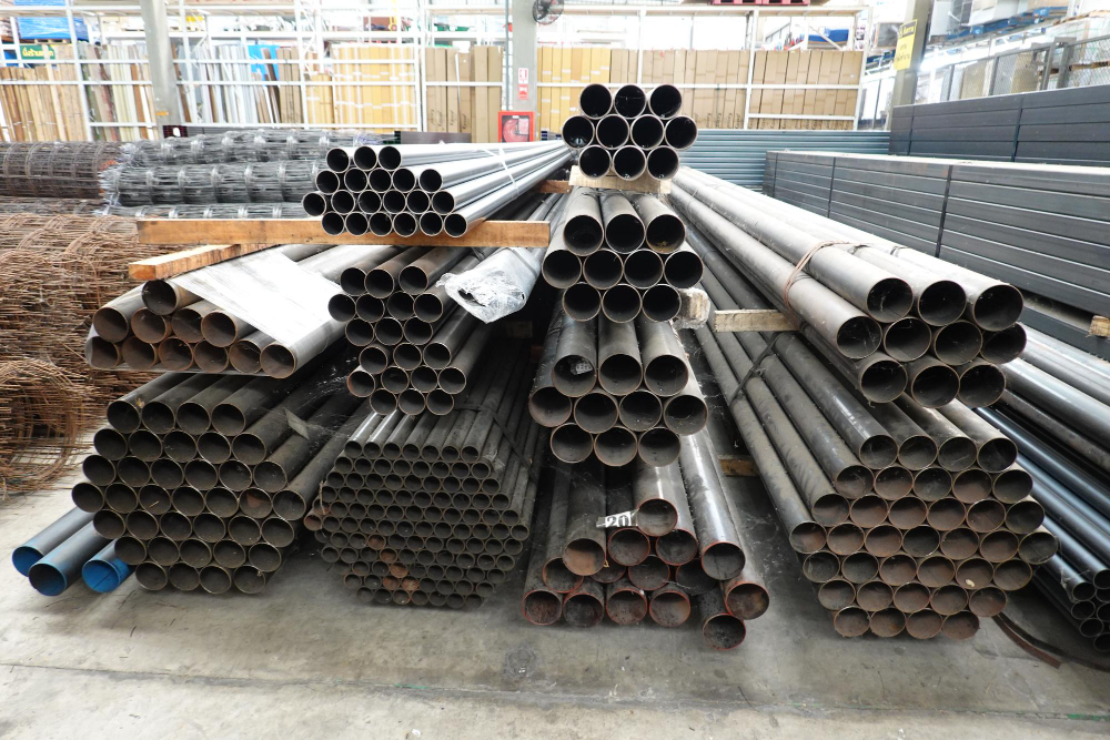 HW Albafer Ferro e Aço - Fornecedor de tubo de ferro retangular